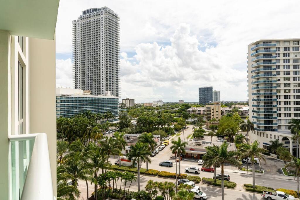 Luxury Stylish Oceanfront 2 Bedroom 2 Bathroom In Hollywood Fl Екстер'єр фото