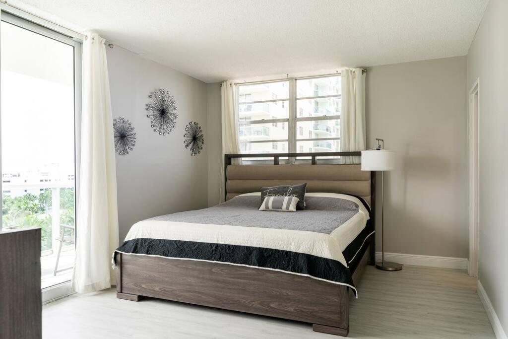 Luxury Stylish Oceanfront 2 Bedroom 2 Bathroom In Hollywood Fl Екстер'єр фото